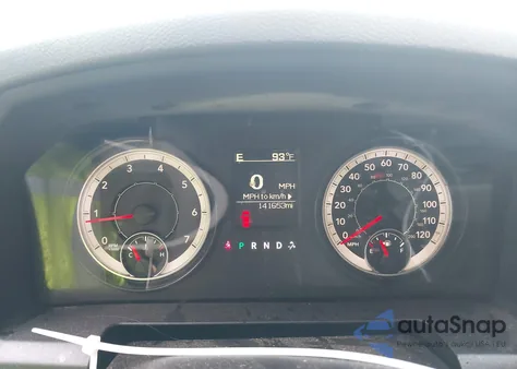 2016 Ram 1500 Tradesman из США, поврежденный, VIN 1C6RR6FG6GS270148